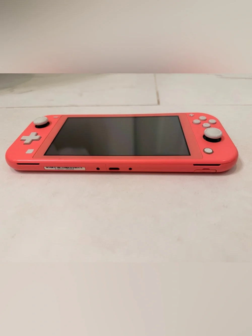 Nintendo Switch Lite Coral Handheld System 32GB Wi-Fi 720p USB-C Region Free